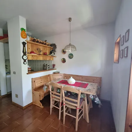 Antico Borgo Montano Nyaraló Santo Stefano dʼAveto